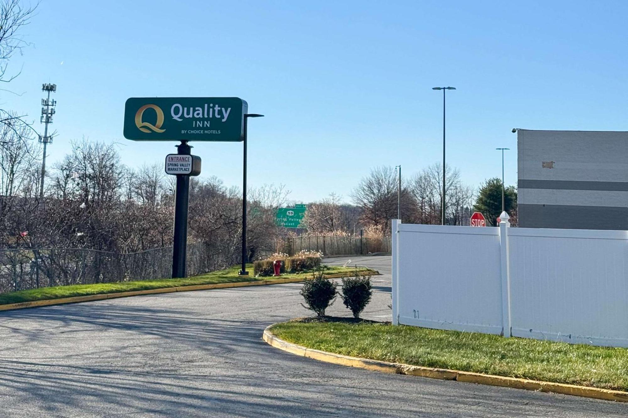 Quality Inn Spring Valley - Nanuet Luaran gambar