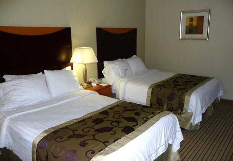 Quality Inn Spring Valley - Nanuet Bilik gambar